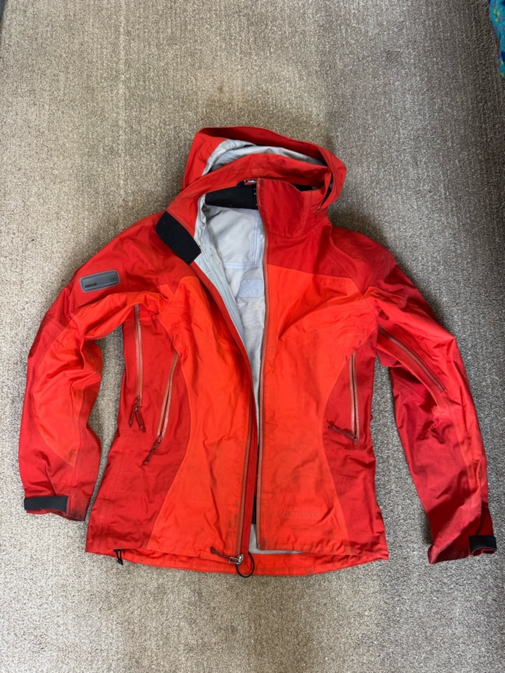 Arc’teryx - Lightweight Shell